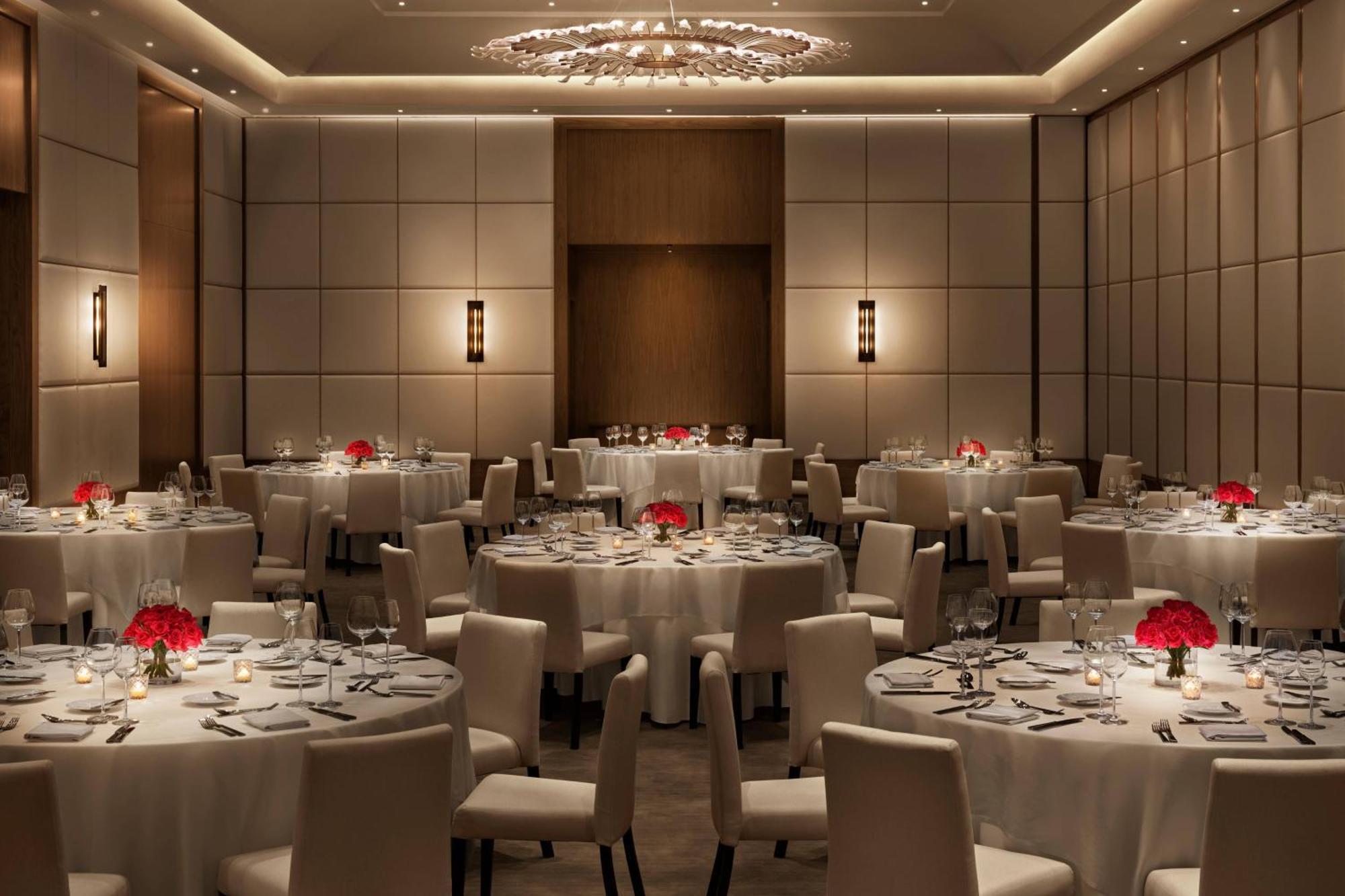 The Abu Dhabi Edition Zewnętrze zdjęcie The ballroom