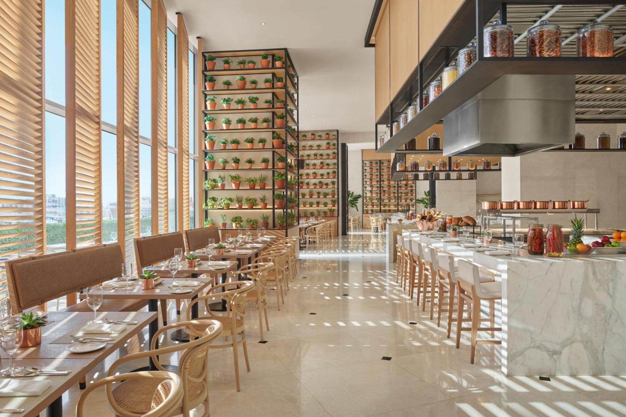 The Abu Dhabi Edition Zewnętrze zdjęcie The restaurant